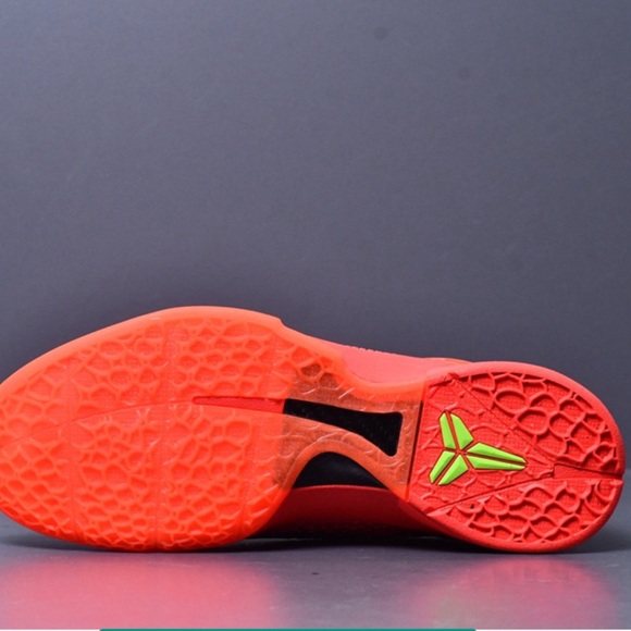 Kobe 6 Size 11 main image 7